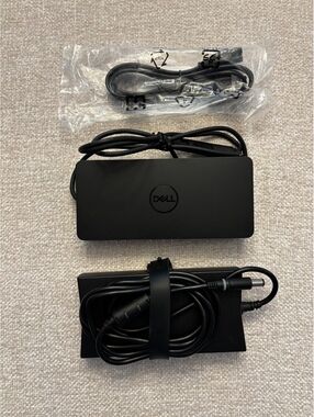 Dell 452-BCYT D6000 Universal Dock - Black - Open Box - Unused